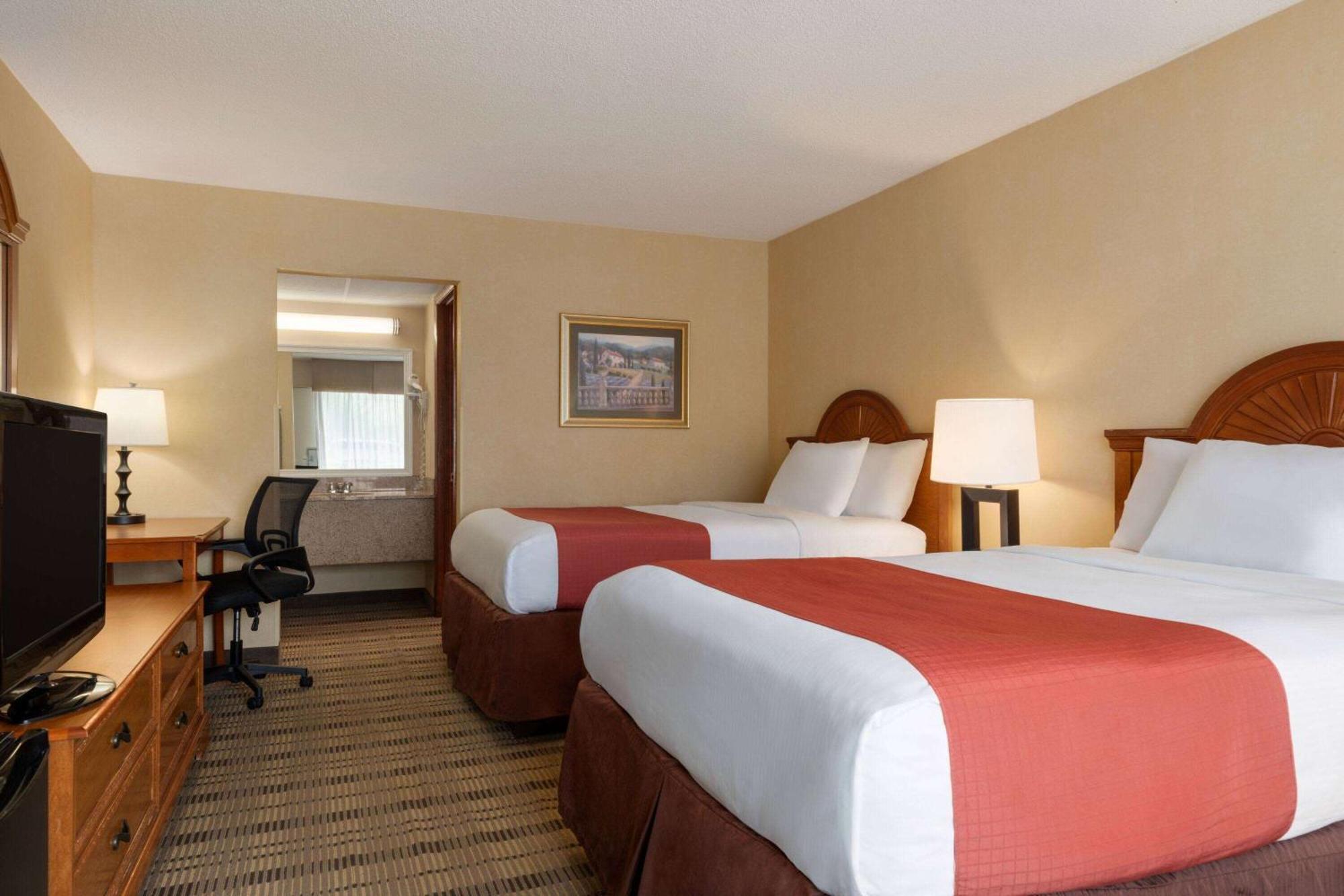 Baymont By Wyndham Lynchburg Motel Dış mekan fotoğraf
